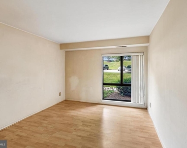 6005 Majors Lane - Photo Thumbnail 18