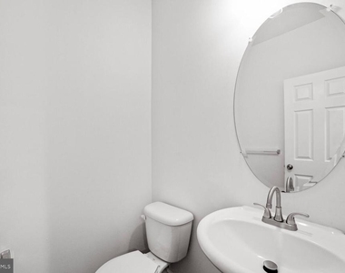 7872 River Rock Way - Photo Thumbnail 13