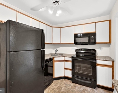107 Donzen Drive - Photo Thumbnail 12