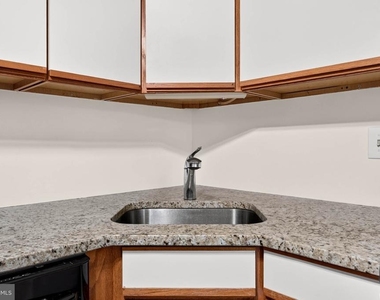 107 Donzen Drive - Photo Thumbnail 13