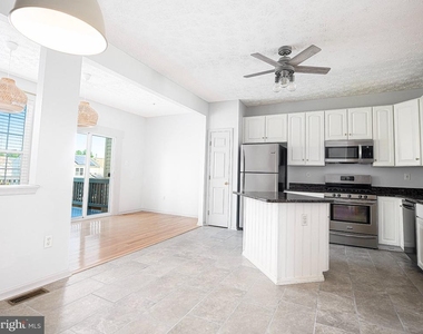 416 Mayapple Court - Photo Thumbnail 10
