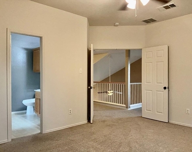 3590 Rock Shelf Ln - Photo Thumbnail 17