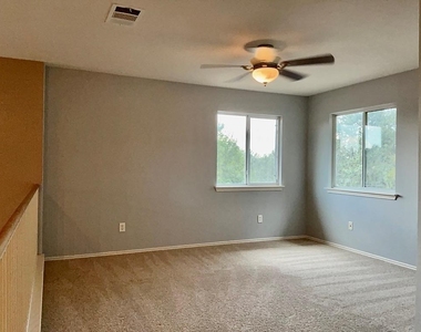 3590 Rock Shelf Ln - Photo Thumbnail 15