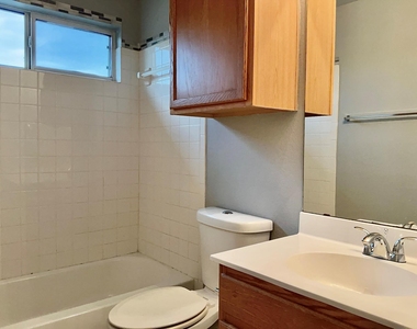 3590 Rock Shelf Ln - Photo Thumbnail 21