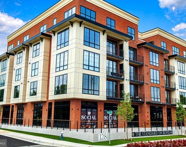 128 N Bond Street - Photo Thumbnail 1
