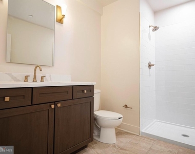 128 N Bond Street - Photo Thumbnail 22