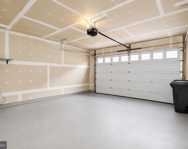 3706 Singleton Terrace - Photo Thumbnail 27