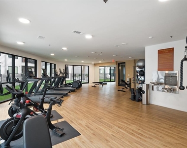 1701 Simond Ave - Photo Thumbnail 21