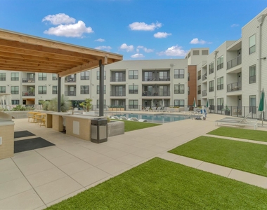 1701 Simond Ave - Photo Thumbnail 8