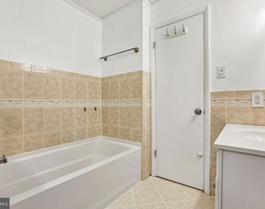 6914 Alex Court - Photo Thumbnail 24