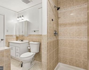 6914 Alex Court - Photo Thumbnail 5