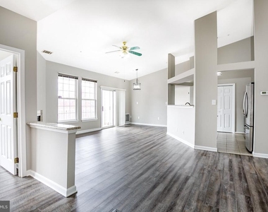 8202 Blue Heron Drive - Photo Thumbnail 6