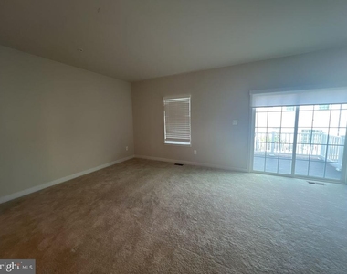 310 Schaffer Drive - Photo Thumbnail 8