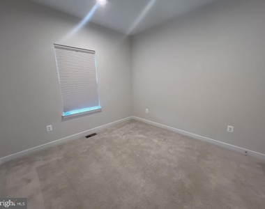 310 Schaffer Drive - Photo Thumbnail 25