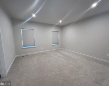 310 Schaffer Drive - Photo Thumbnail 22