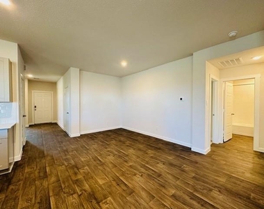 345 Merriman Rd - Photo Thumbnail 10