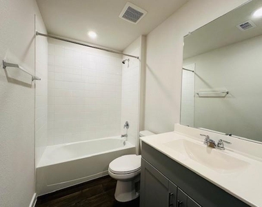 345 Merriman Rd - Photo Thumbnail 6