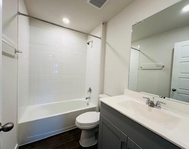 345 Merriman Rd - Photo Thumbnail 14