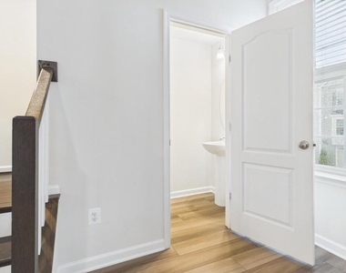 12 Chester Court - Photo Thumbnail 31