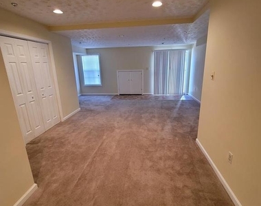 12339 Sweetbriar Place - Photo Thumbnail 16