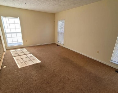 12339 Sweetbriar Place - Photo Thumbnail 7