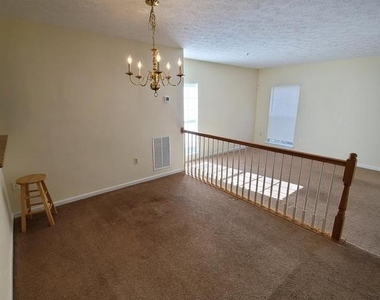 12339 Sweetbriar Place - Photo Thumbnail 4