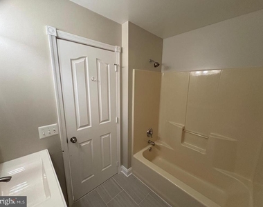 12435 Turtle Dove Place - Photo Thumbnail 23