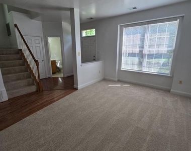 11327 Wildmeadows Street - Photo Thumbnail 4
