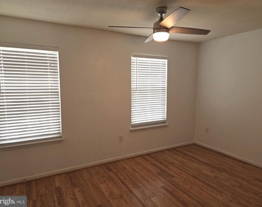 240 Mike Drive - Photo Thumbnail 22