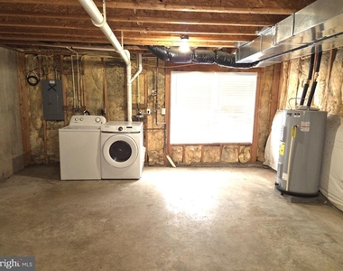 240 Mike Drive - Photo Thumbnail 12