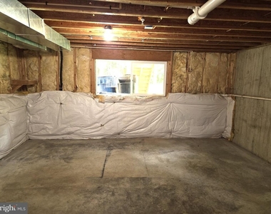 240 Mike Drive - Photo Thumbnail 13