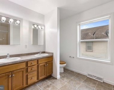 354 W Main Street - Photo Thumbnail 16