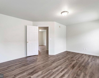 354 W Main Street - Photo Thumbnail 14
