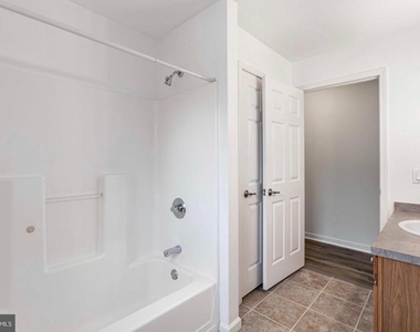354 W Main Street - Photo Thumbnail 10