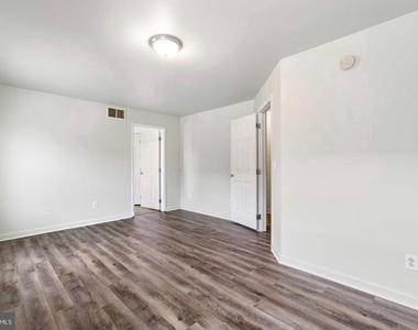 354 W Main Street - Photo Thumbnail 15