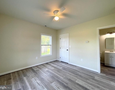 7990 Mackall Road - Photo Thumbnail 8