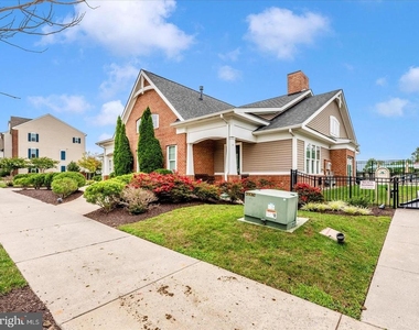 9374 Seney Ln - Photo Thumbnail 47