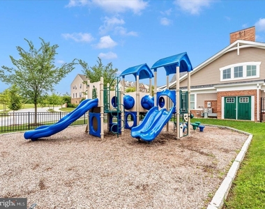 9374 Seney Ln - Photo Thumbnail 53
