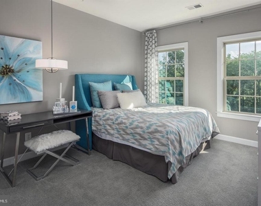 52 Wedge Way - Photo Thumbnail 11