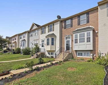 50 Parkhill Place - Photo Thumbnail 2