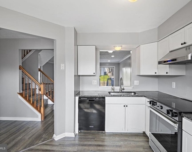 50 Parkhill Place - Photo Thumbnail 5