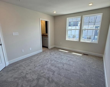 7815 Barrensdale Road - Photo Thumbnail 14