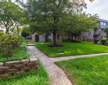 29 Stonehenge Circle - Photo Thumbnail 30