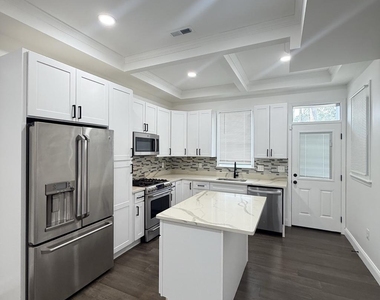 1432 E Lanvale Street - Photo Thumbnail 8