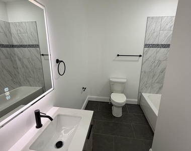 1432 E Lanvale Street - Photo Thumbnail 19