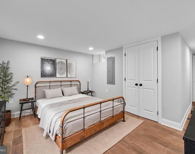 609 Grundy Street - Photo Thumbnail 32
