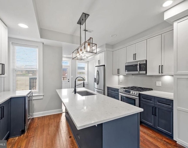 609 Grundy Street - Photo Thumbnail 11