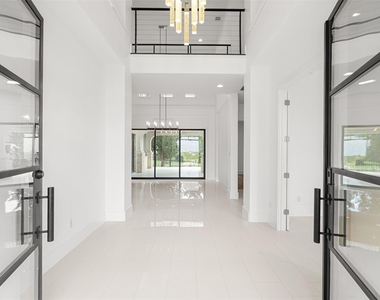 702 Serene Estates Dr - Photo Thumbnail 4