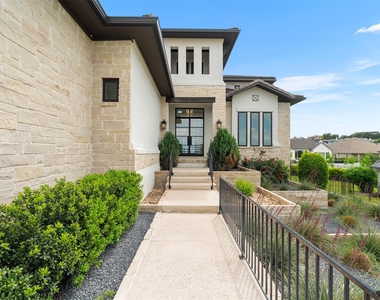 702 Serene Estates Dr - Photo Thumbnail 3