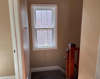 3034 Pinewood Avenue - Photo Thumbnail 18